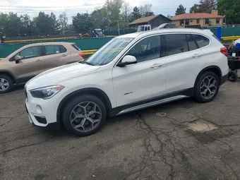 2018 BMW X1 WBXHT3C36J5K25323