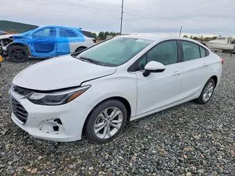 2019 Chevrolet Cruze 1G1BE5SM6K7137003