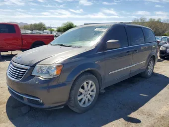 2016 Chrysler Town & Country 2C4RC1BG8GR299302