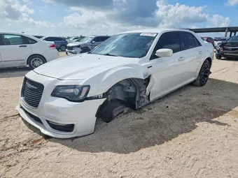 2018 Chrysler 300 2C3CCABT0JH222914
