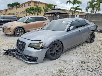 2017 Chrysler 300 2C3CCAAGXHH551912