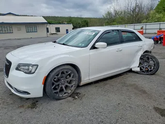 2019 Chrysler 300 2C3CCABG5KH628661