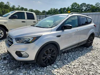 2019 Ford Escape 1FMCU0GD3KUB09196