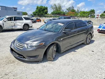 2016 Ford Taurus 1FAHP2D87GG135865