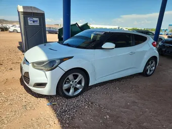 2015 Hyundai Veloster KMHTC6AD6FU230874