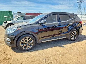 2017 Hyundai Santa Fe 5XYZWDLAXHG485562