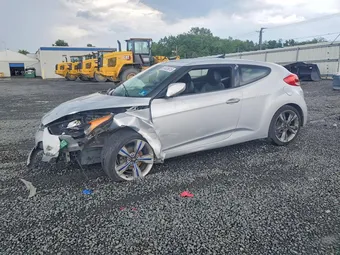 2016 Hyundai Veloster KMHTC6AD8GU293766