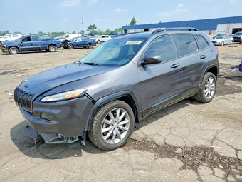 2018 Jeep Cherokee 1C4PJLCB2JD606291