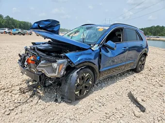 2024 Kia Niro KNDCR3L10R5086693