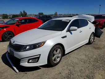 2015 Kia Optima KNAGM4A76F5661370