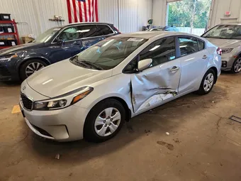 2017 Kia Forte 3KPFL4A78HE157153