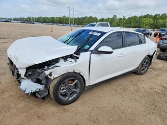 2025 Kia K4 3KPFT4DE6SE053150