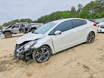 2016 Kia Forte KNAFZ4A86G5571417