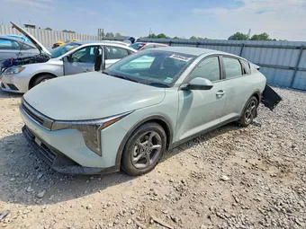 2025 Kia K4 3KPFT4DE9SE190471