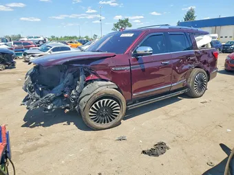 2018 Lincoln Navigator 5LMJJ2TT1JEL13655