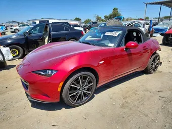 2025 Mazda MX-5 JM1NDAD75S0658813