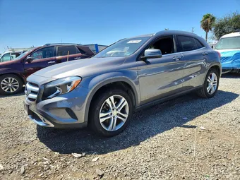 2016 Mercedes-Benz GLA-Class WDCTG4EBXGJ205043
