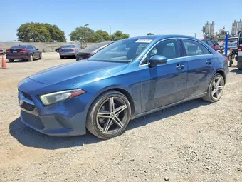 2020 Mercedes-Benz A-Class W1K3G4EB6LJ227840
