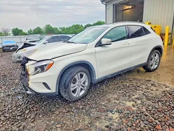 2015 Mercedes-Benz GLA-Class WDCTG4GB4FJ170785