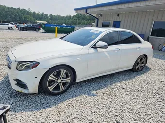 2017 Mercedes-Benz E-Class WDDZF4JB5HA074376
