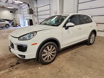2016 Porsche Cayenne WP1AA2A25GKA11537