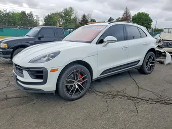 2023 Porsche Macan WP1AG2A55PLB35522