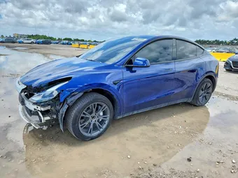 2024 Tesla Model Y 7SAYGDED8RF184090 Lot 53788856