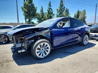 2026 Tesla Model Y 7SAYGDED0TF547182 Lot 57352476