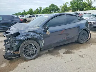 2024 Tesla Model Y 7SAYGDEE5RA295475 Lot 57613156