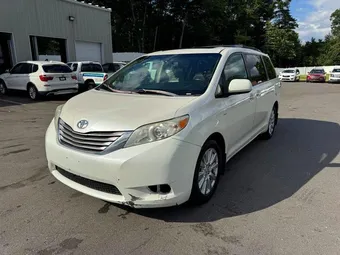 2017 Toyota Sienna 5TDDZ3DC4HS159092
