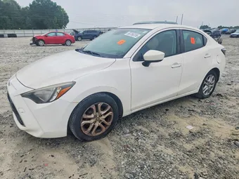 2017 Toyota Yaris 3MYDLBYV0HY168891