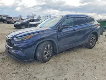 2022 Toyota Highlander 5TDGZRBH4NS190644