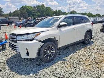 2019 Toyota Highlander 5TDJZRFH6KS705798