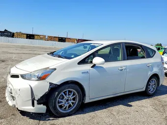 2015 Toyota Prius V JTDZN3EU4FJ040445