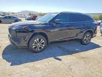 2024 Toyota Highlander 5TDKDRAH9RS531097