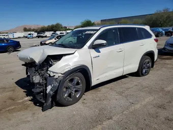 2019 Toyota Highlander 5TDDGRFH0KS059077