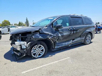 2021 Toyota Sienna 5TDZRKEC2MS003383