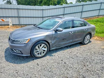 2018 Volkswagen Passat 1VWBA7A34JC000927