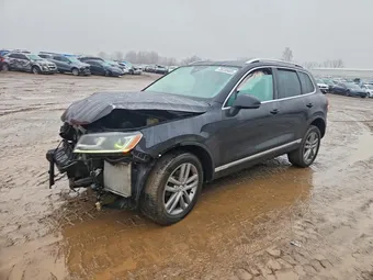 2016 Volkswagen Touareg WVGEP9BP0GD005360