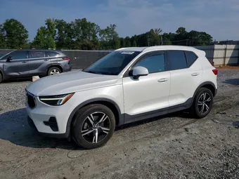 2023 Volvo XC40 YV4L12UK0P2951022