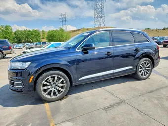 2017 Audi Q7 WA1LAAF78HD025442