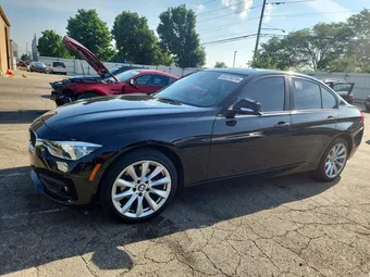2018 BMW 3 Series WBA8E5G5XJNU47102
