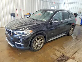 2017 BMW X1 WBXHT3Z35H4A52386