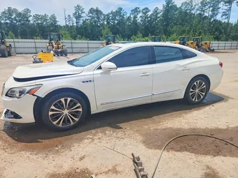 2017 Buick LaCrosse 1G4ZP5SS1HU208662