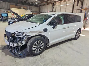 2024 Chrysler Pacifica 2C4RC1S78RR158149