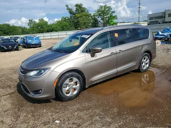 2017 Chrysler Pacifica 2C4RC1EGXHR669761 Lot 56685636