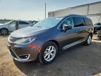 2018 Chrysler Pacifica 2C4RC1EG7JR157882 Lot 61043676