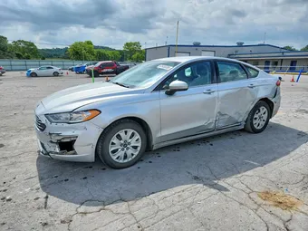 2019 Ford Fusion 3FA6P0G79KR102060