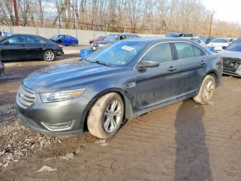 2018 Ford Taurus 1FAHP2E84JG117412