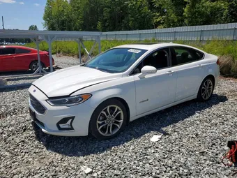 2019 Ford Fusion 3FA6P0RU9KR257890